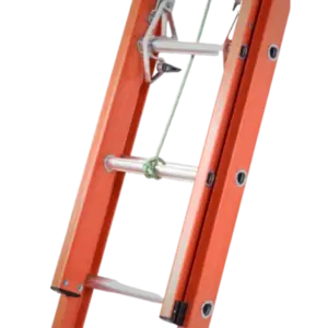 Escada Extensiva "D" Vazada Altura 3,6 a 6,m 12 a 19 degraus SÍNTESE EAFD-19